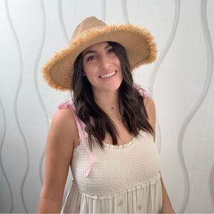 Meet your Posher, Deirdre